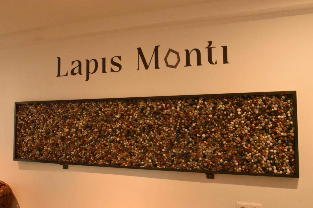 Lapis Monti - Apartments & Suites Burgusio Luaran gambar