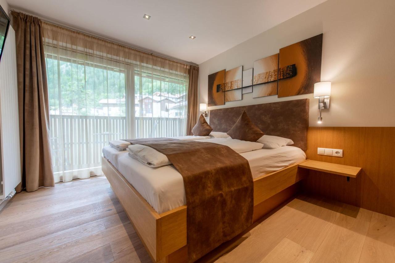 Lapis Monti - Apartments & Suites Burgusio Luaran gambar