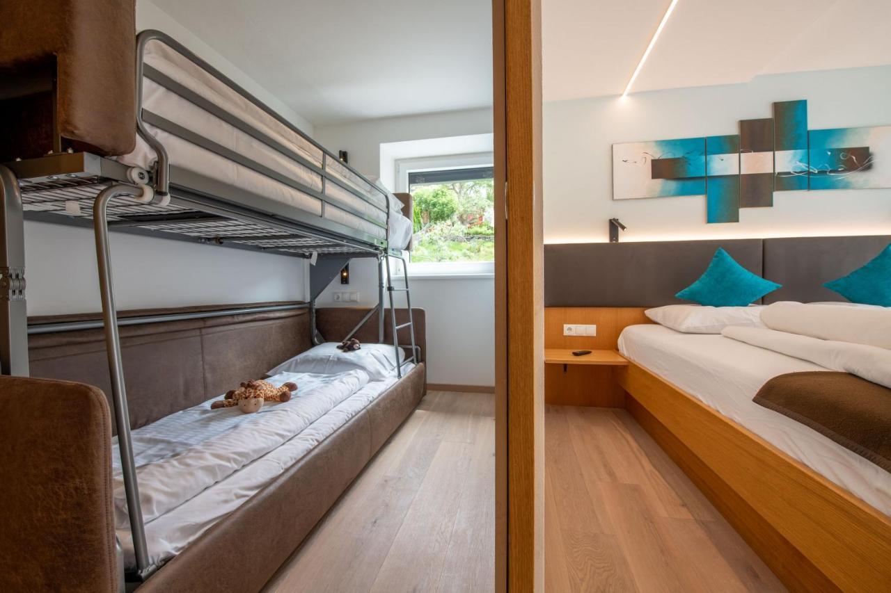 Lapis Monti - Apartments & Suites Burgusio Luaran gambar