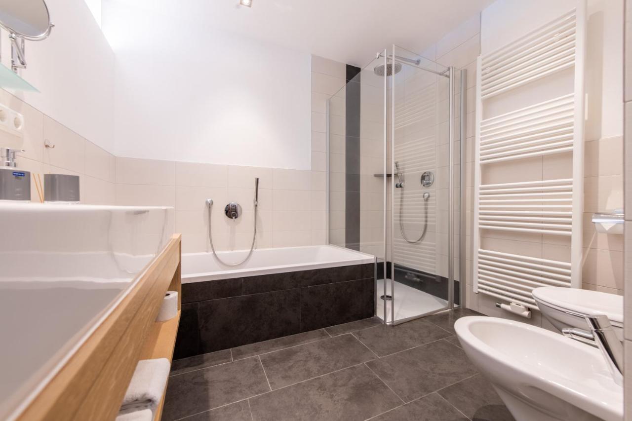 Lapis Monti - Apartments & Suites Burgusio Luaran gambar