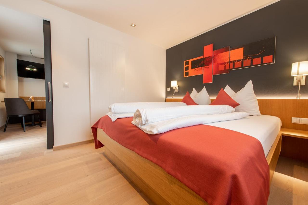Lapis Monti - Apartments & Suites Burgusio Luaran gambar