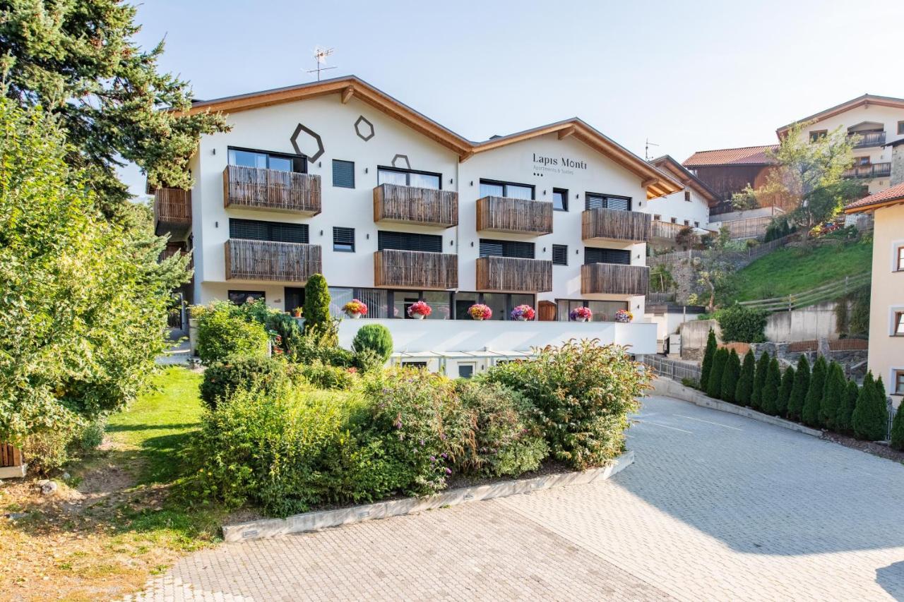 Lapis Monti - Apartments & Suites Burgusio Luaran gambar