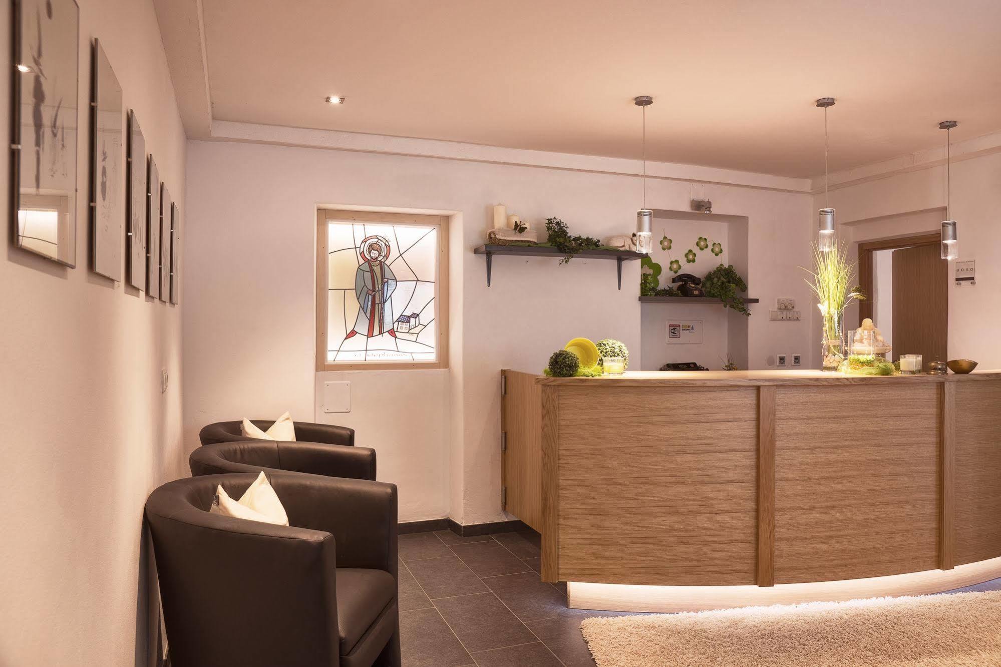 Lapis Monti - Apartments & Suites Burgusio Luaran gambar
